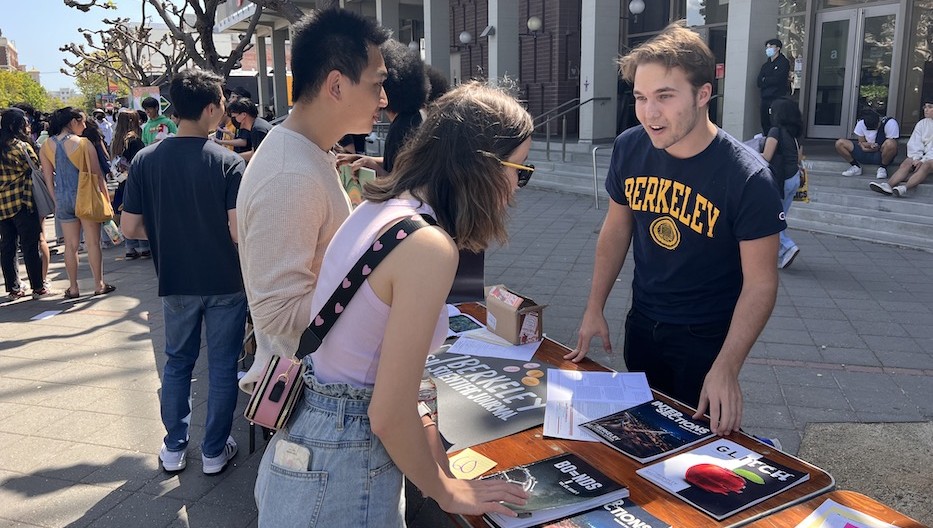 BSJ tables at Calapalooza and shows off our past issues