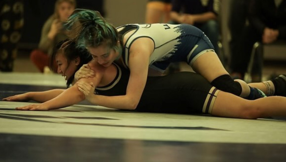 Parker (Women's Team President) vs UW