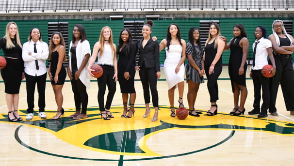 Women's Basketball Image