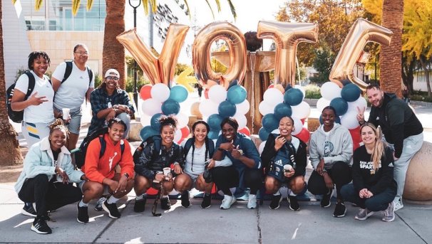 Women's Basketball Image