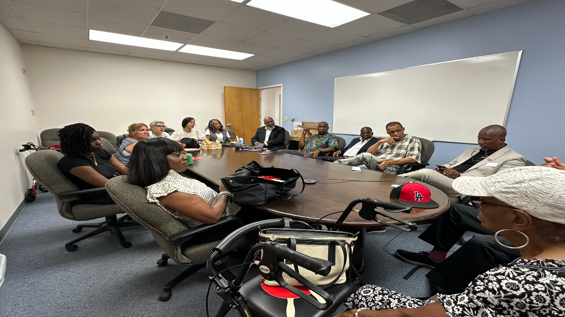 MEP alumni and supporters meet to strengthen mentorship and engineering pathways.