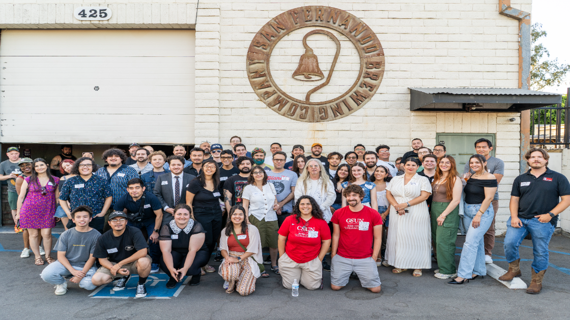 CSUN Entertainment alumni and students group photo event.