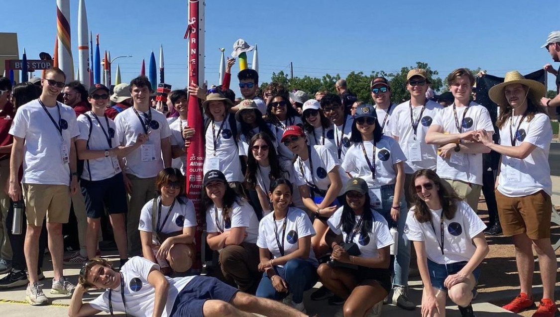 CRT team members at Spaceport America Cup