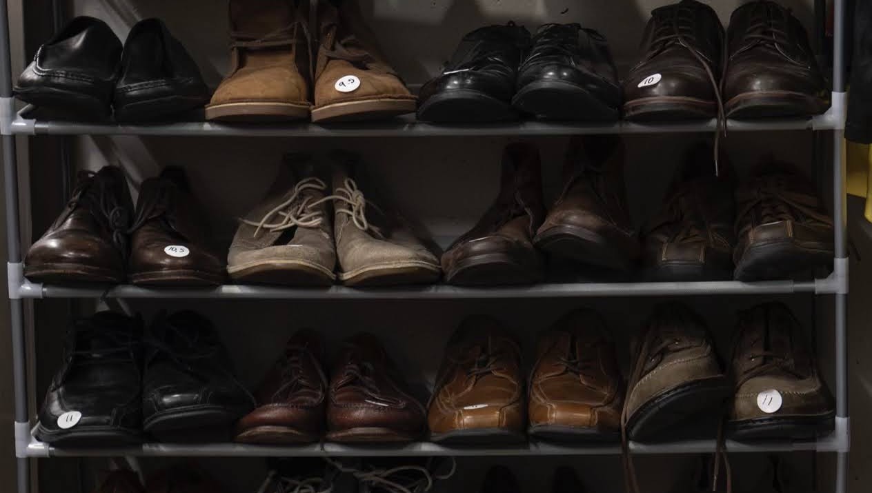 Men's shoe rack