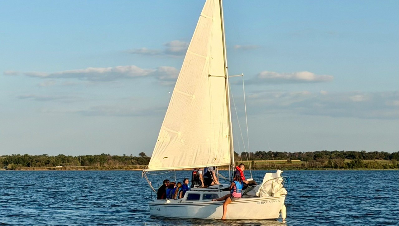 Katt Tail Student Sail