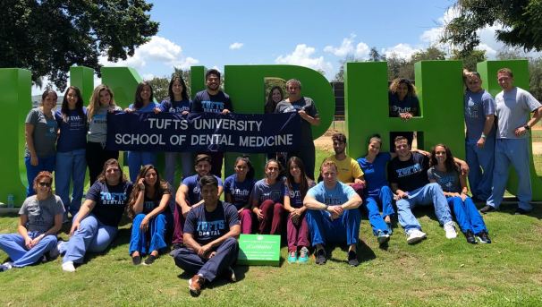 Tufts Dental Service Trip to Dominican Republic Image