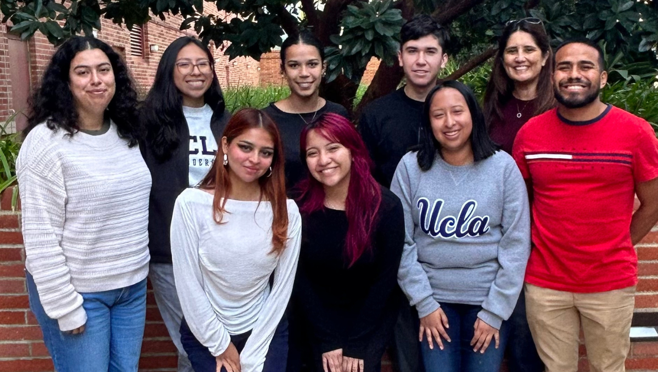 2023-2024 ULAA Scholarship Recipients with ULAA Board Members