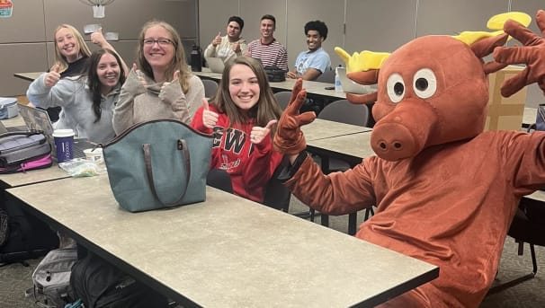 Help DPT Students with Conference Travel Image