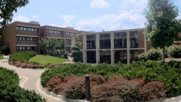 Lincoln Quad Suite Numbers 246-268 Image