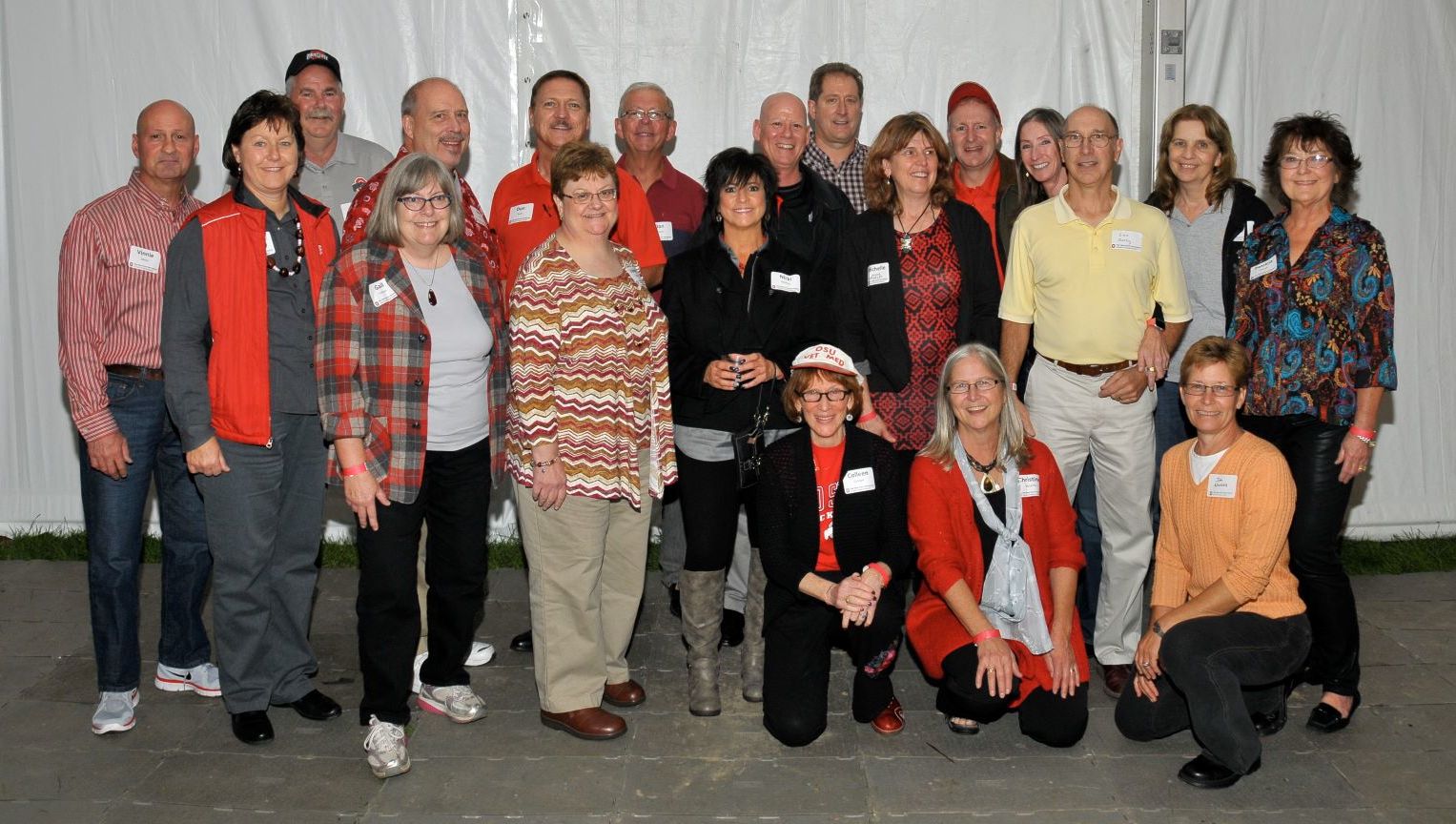 Members of the Class of 1985 reunite at a fundraiser
