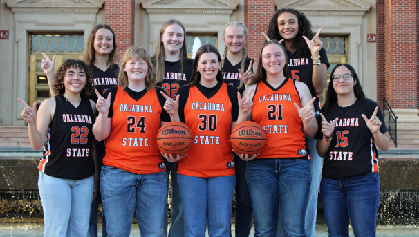 Women's Club Basketball Image