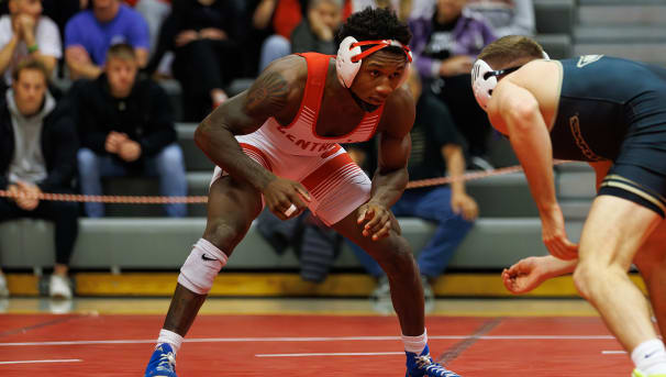 Photo of Central College Wrestler