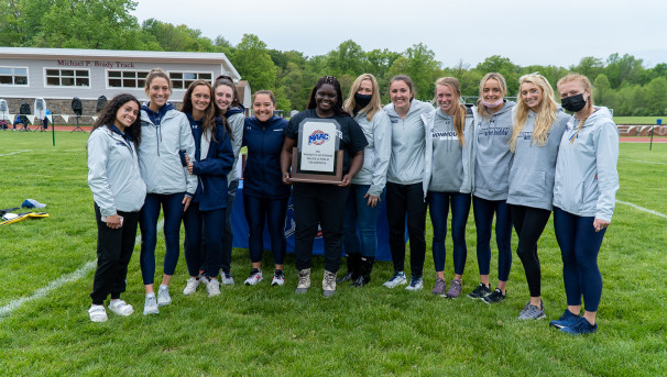 Women's Track & Field & Cross Country 2021-22 Image