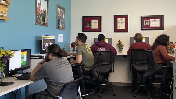 FY23 Veterans Resource Center Tech & Equipment Support Image