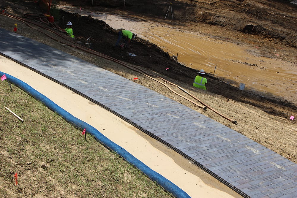 Construction and landscaping at Mirror lake