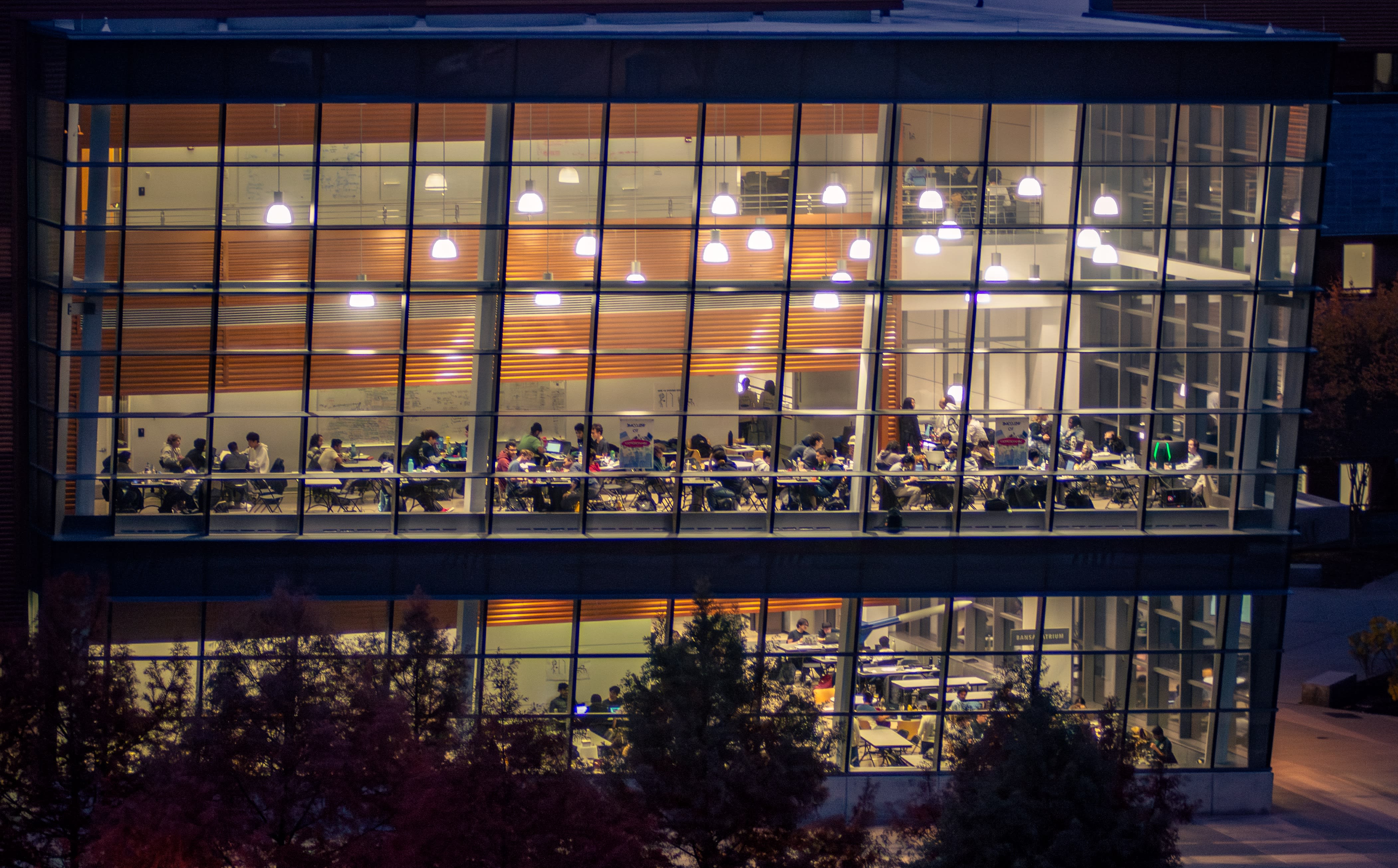 Hundreds of students in Davis Hall for UB Hacking