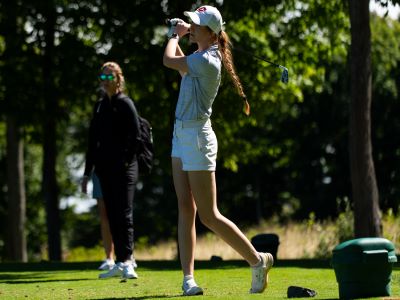 Women's Golf Tile Image