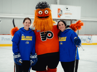 Delaware Women's Ice Hockey Tile Image