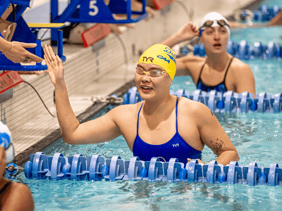 Delaware Women's Swimming & Diving Tile Image