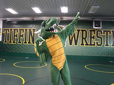 Women's Wrestling Tile Image