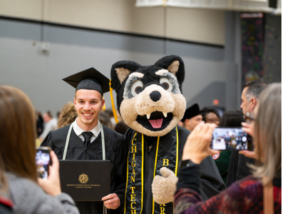 Michigan Tech Scholarship Endowment Tile Image