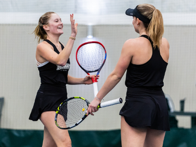 Delaware Women's Tennis Tile Image