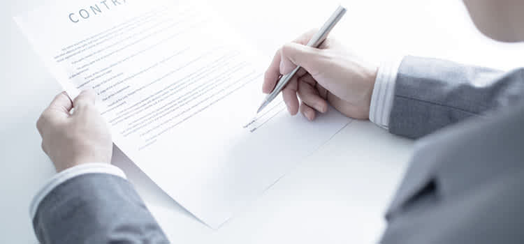 Understanding eSports Contracts