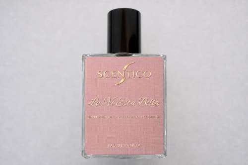 La Vi Esta Bella – Impression of La Vi Esta Bella by Lancome (Women's Perfume)