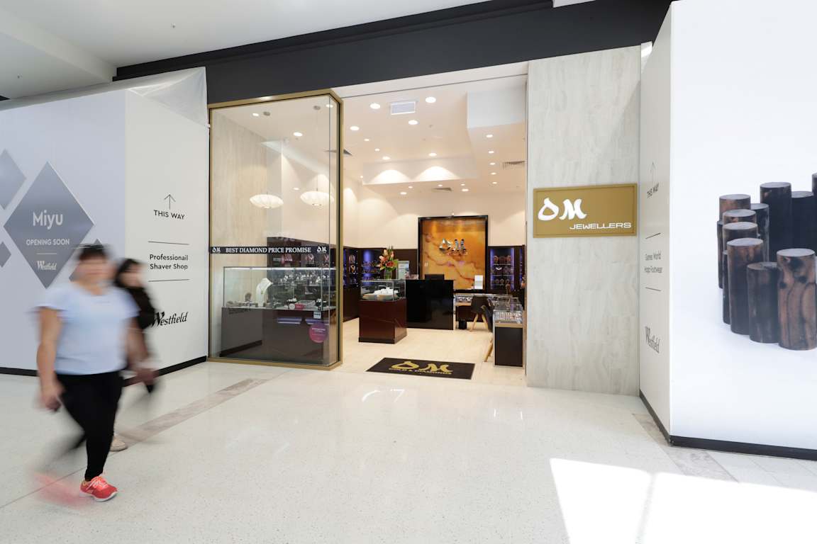 OM Jewellers at Westfield Carousel