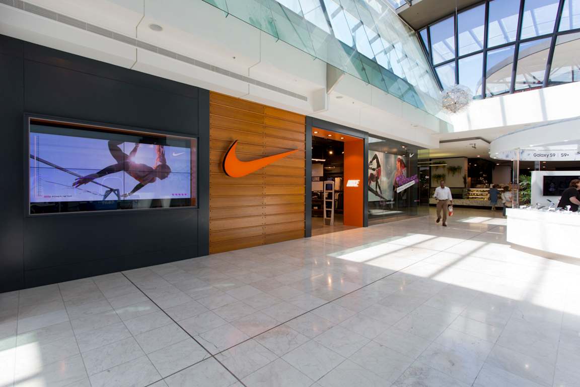 nike store in westfield mall