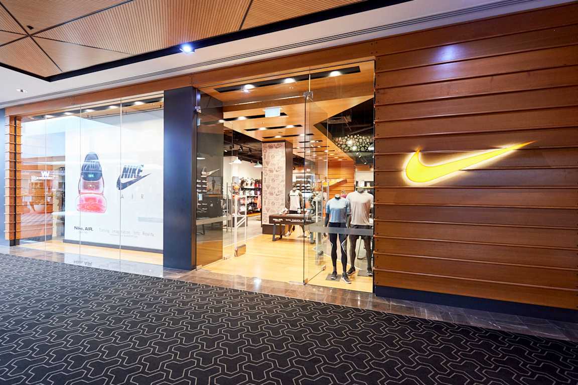 Nike outlet crown point store