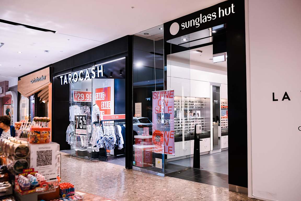 Sunglass hut riccarton mall deals