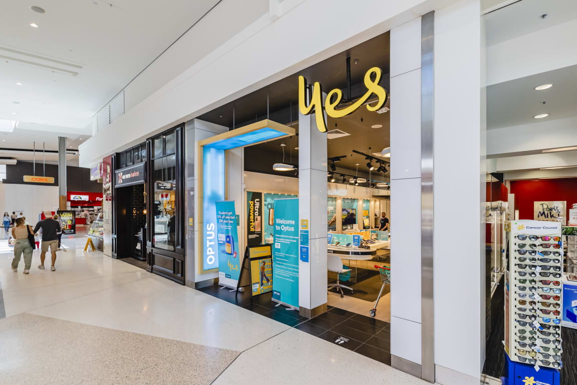 Optus at Westfield Helensvale