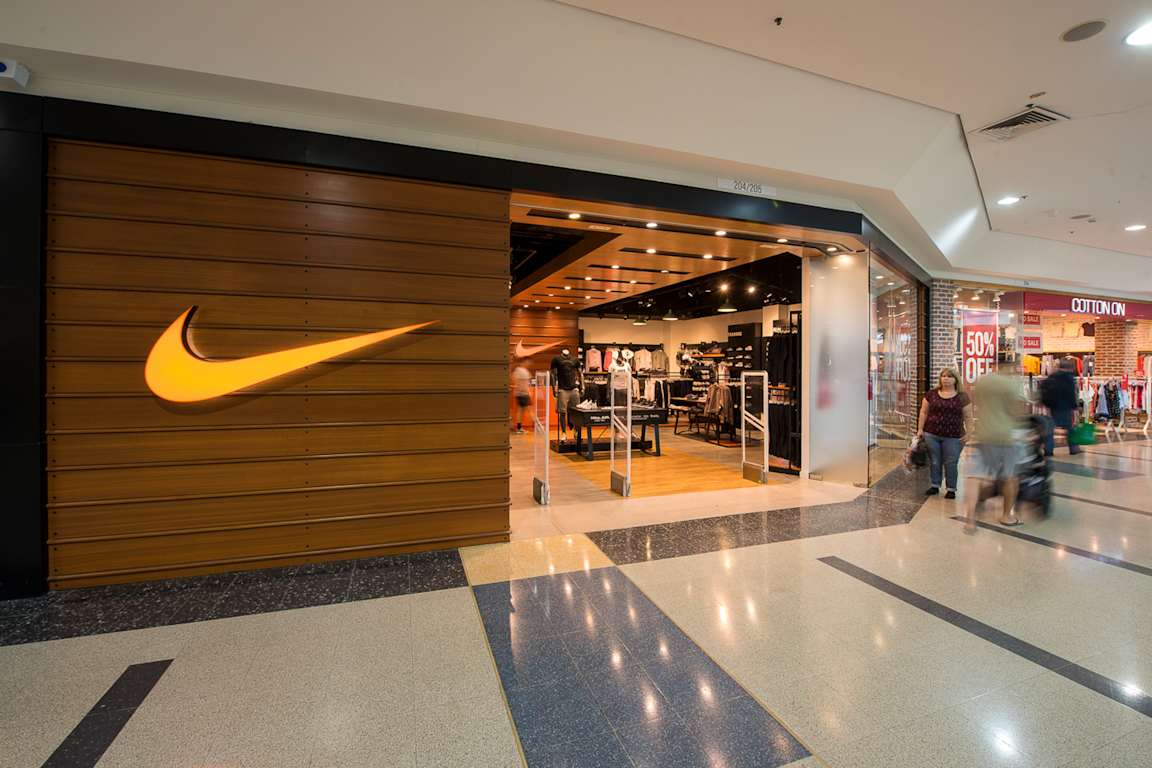 nike store in westfield mall