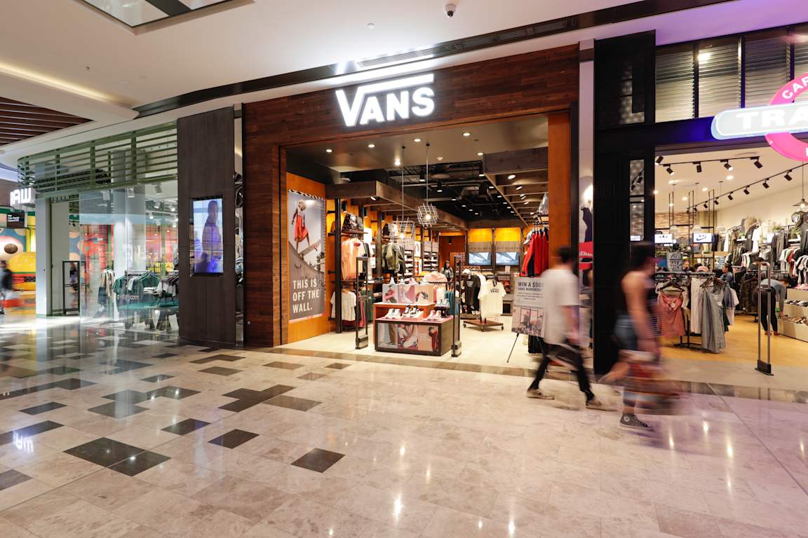 vans in lakeside mall