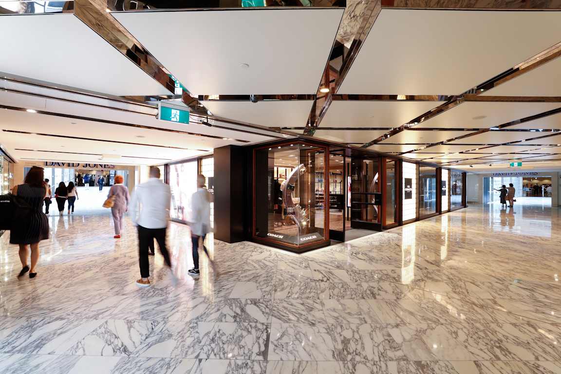 Coach At Westfield Sydney Front