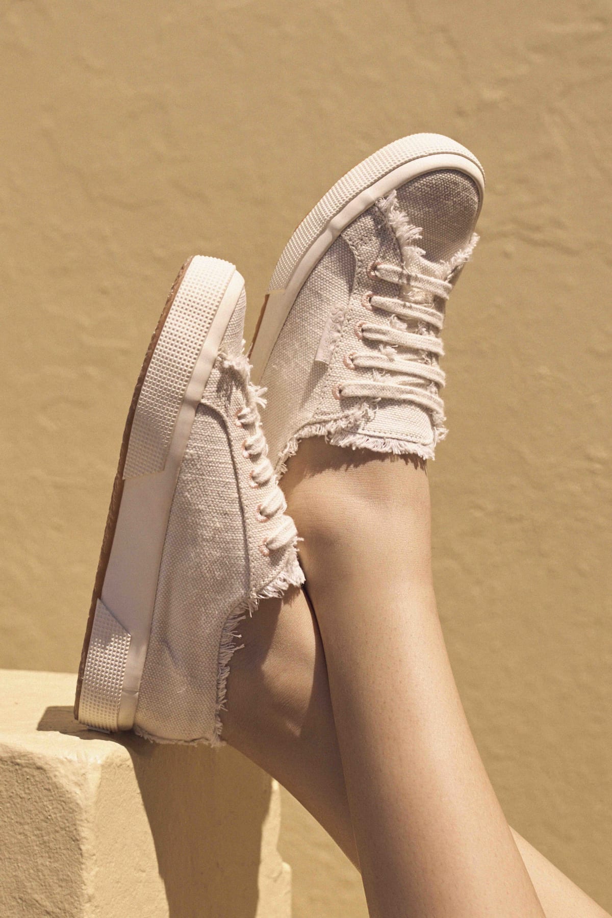 universal store superga