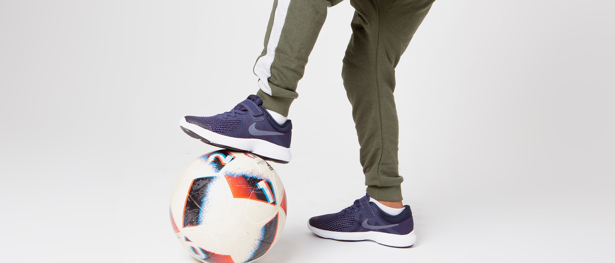 Offer Shoes Sox 20 Off Sport Shoes And Sneakers