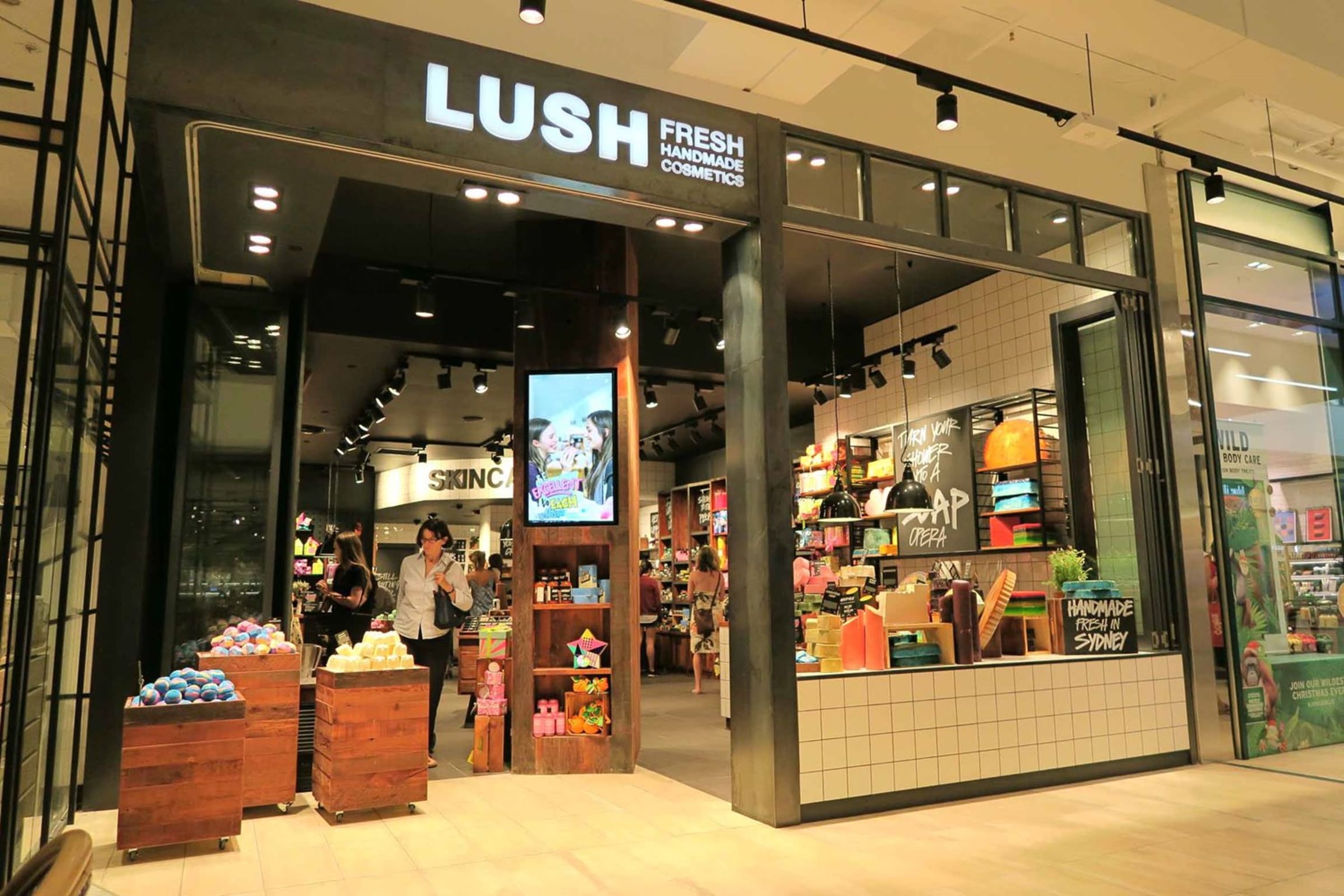 276 1530-WRM-Lush-2016-11-28-(2)