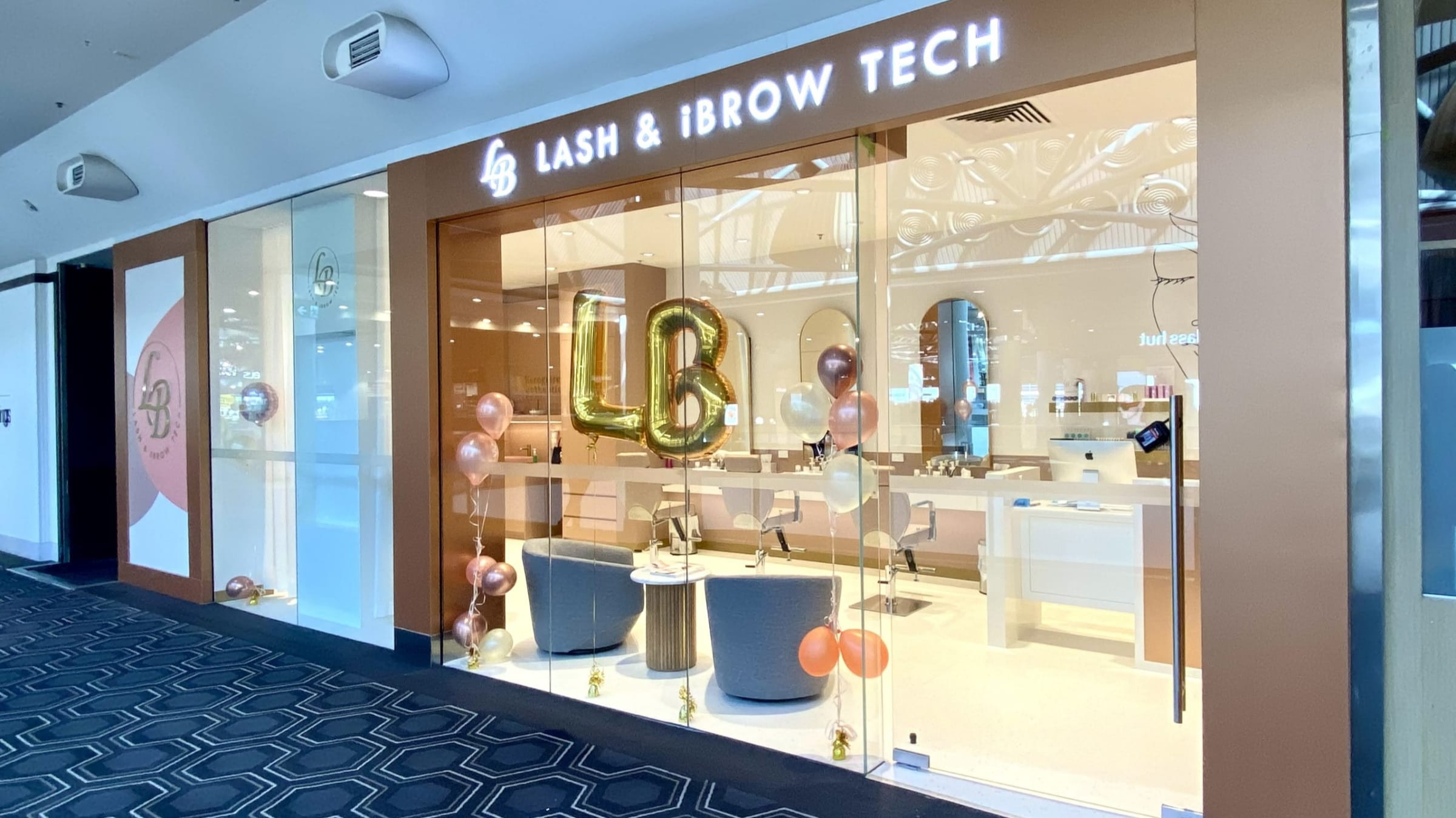 Lash & Brow Tech 
