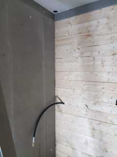received390321814874937
