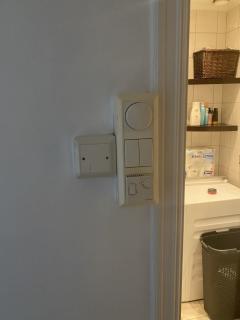 Bilde av bryter med nu00e5vu00e6rende dimmer