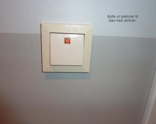 Bytte ut denne bryterne til lyset pu00e5 badet med en 2-pols dimmer.