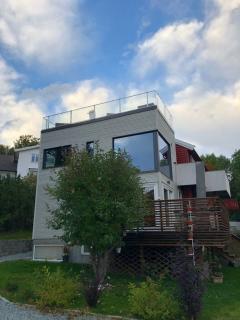 side 1 av huset