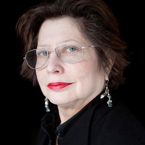 Portrait of Suzanne Anker