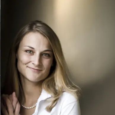 Stephanie Timoschek-Gumpinger