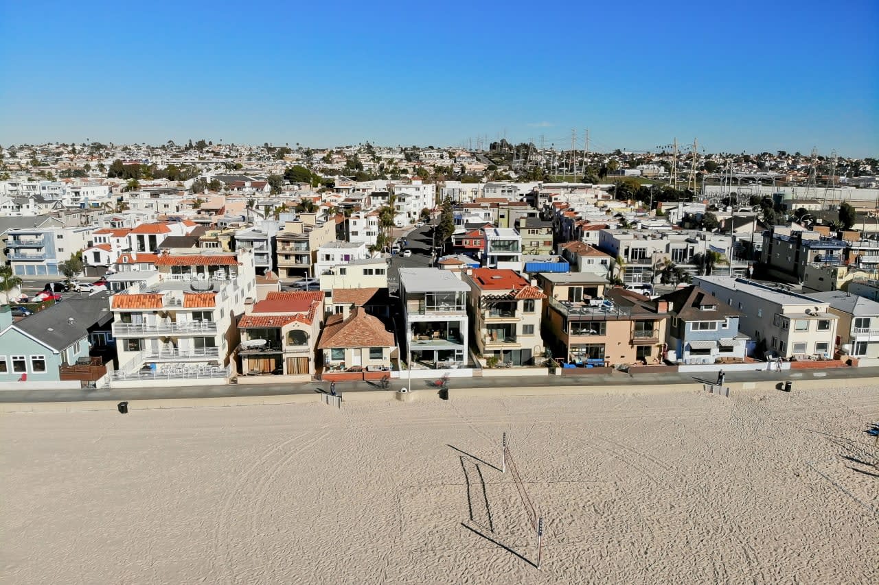 Sand Section Neighborhood