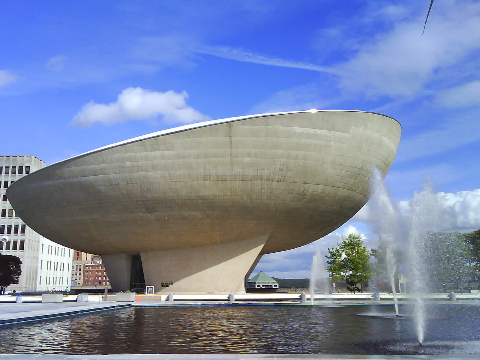 The Egg, Performing Arts Center