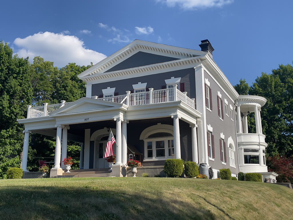 Ninth Street Hill Historic Neighborhood