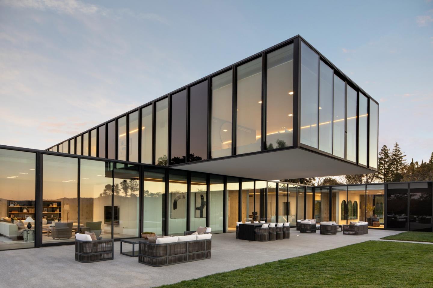 West of the Alameda Neighborhood